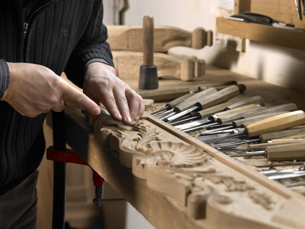 Sculpteur sur bois