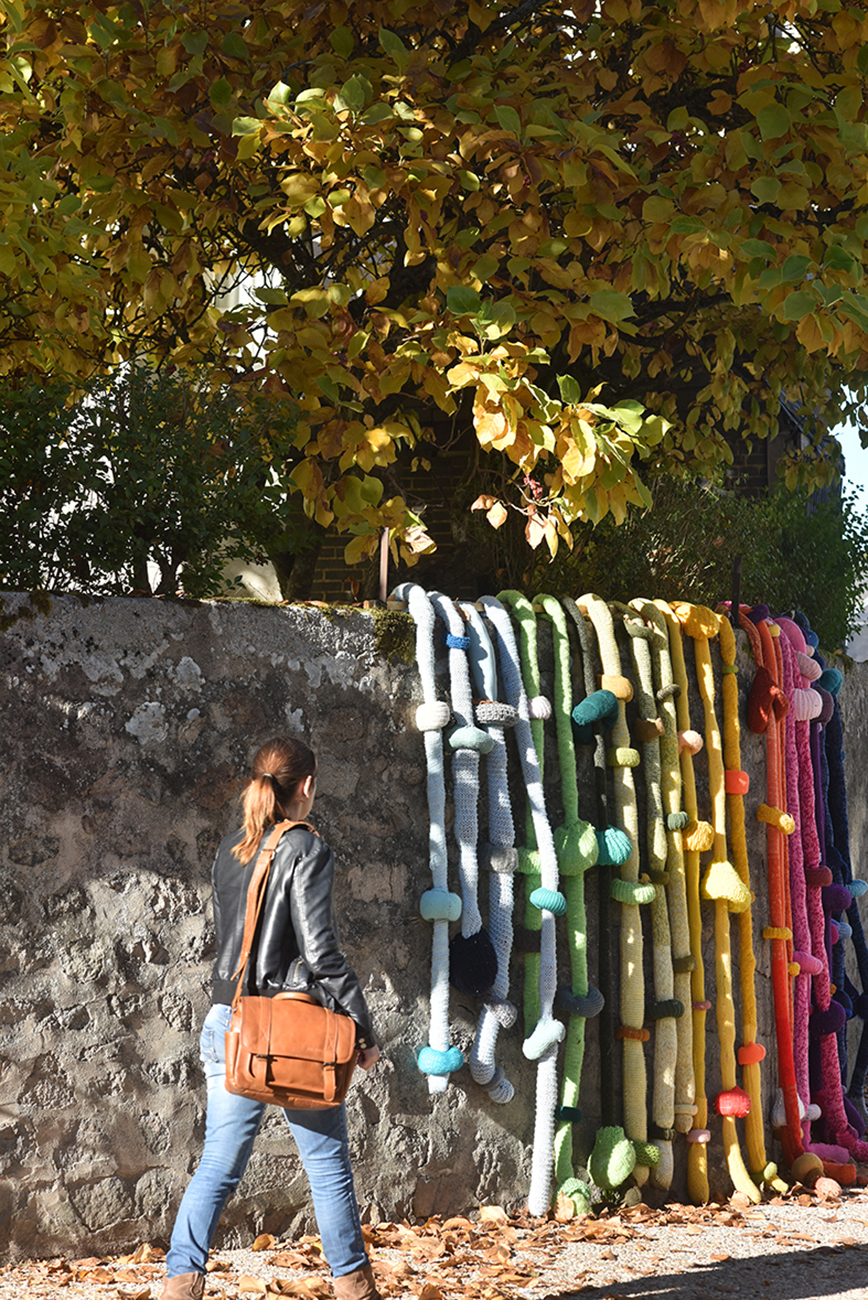 Journées Nationales de la Laine · Yarnbombing © J. Damase · PSC