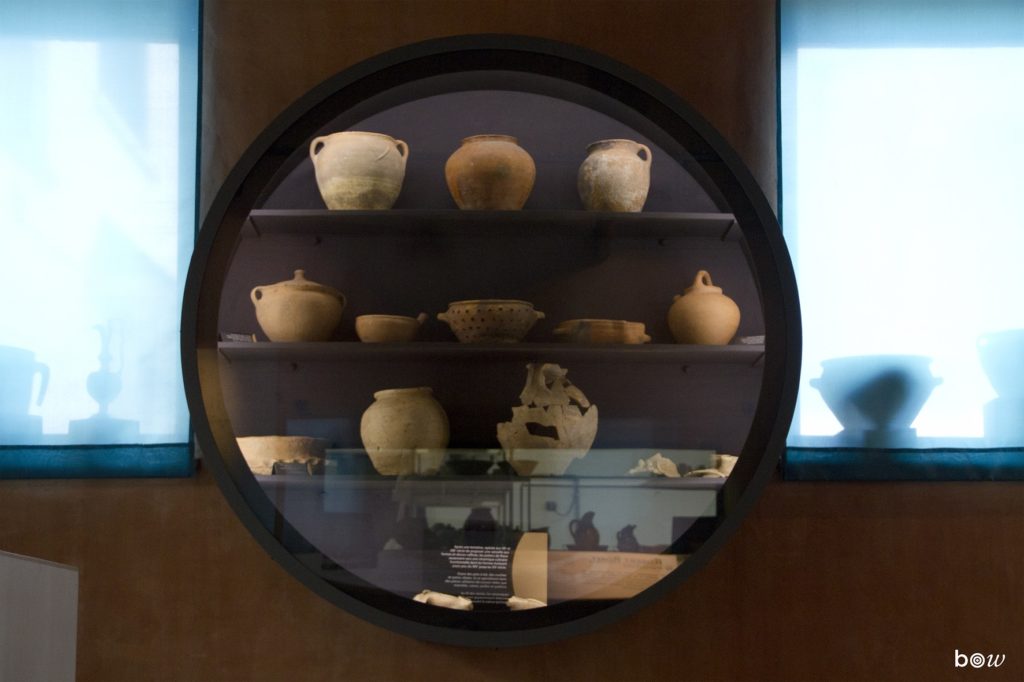 Pots traditionnels de Saint Jean la Poterie issues des fouilles par le Centre d'Etudes & de Recherches Archéologiques du Morbihan