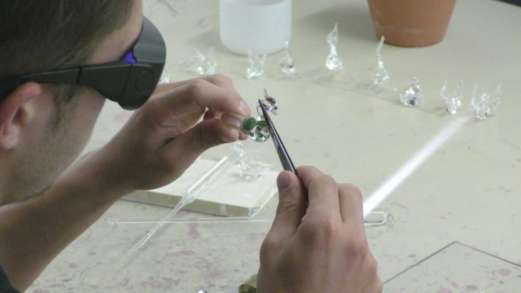Formation au filage de verre au chalumeau avec Rhénald Lecomte