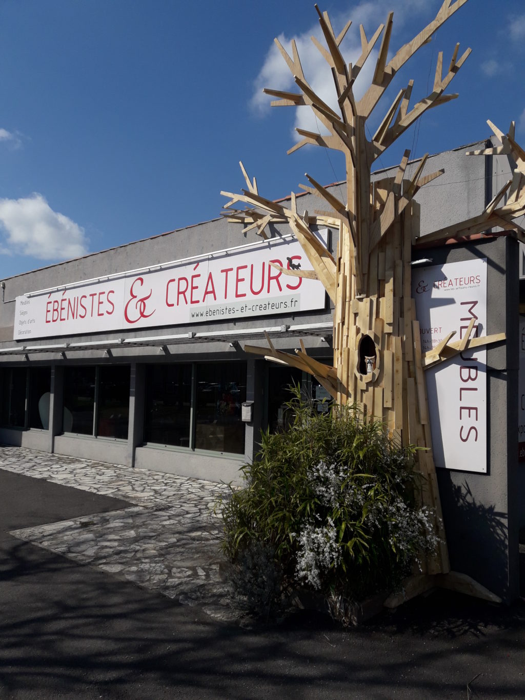 Boutique Ebénistes & Créateurs · Revel