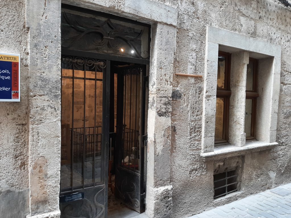 Façade échoppe 14, rue Mercière 34120 Pézenas