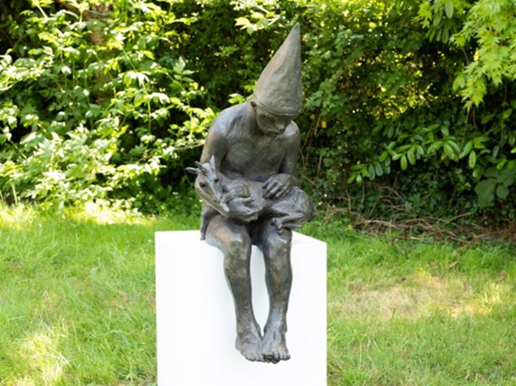 ©Beth Carter - Boy with unicorn