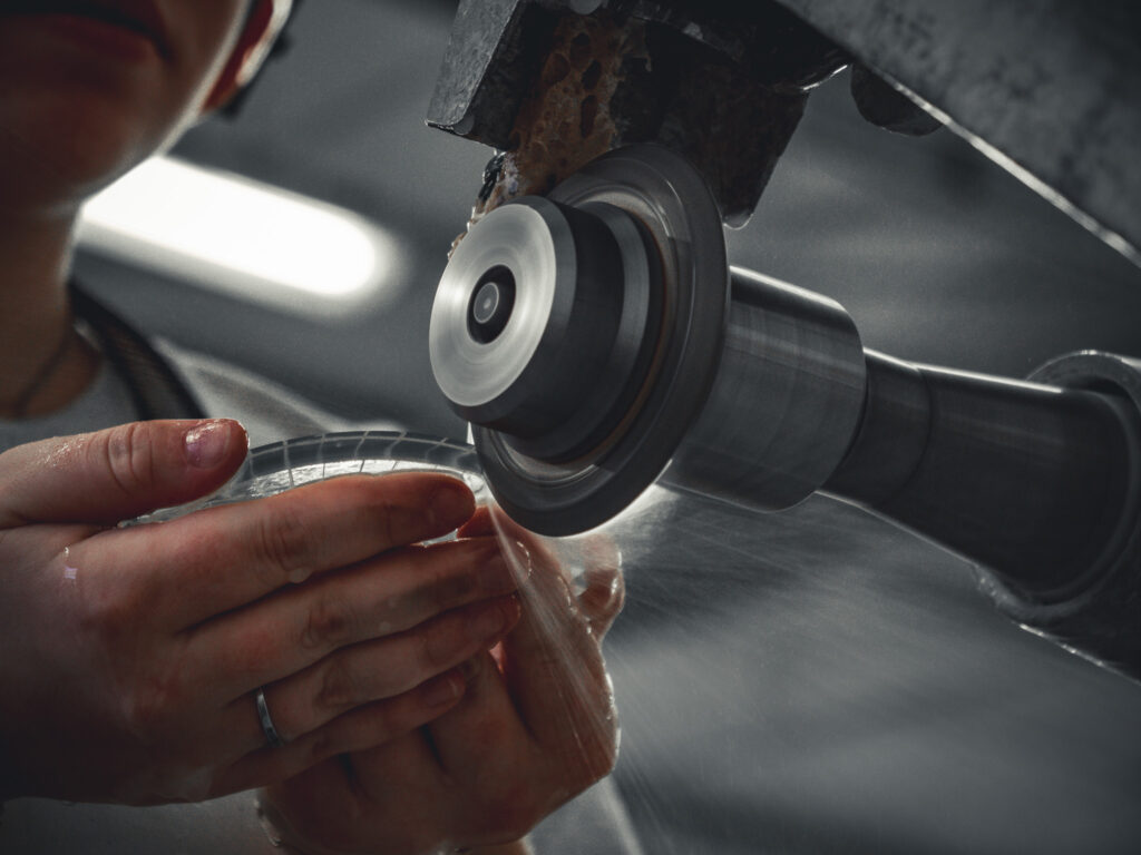 Décorateur sur verre