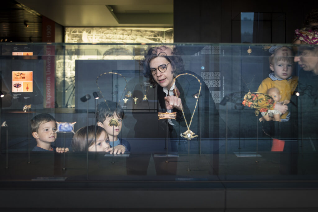 Enfants au musee ©D. Desaleux - musée Lalique